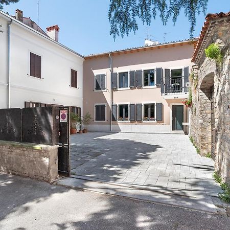 Capraria Appartments In Historic Center, With Private Parking Koper Exteriör bild