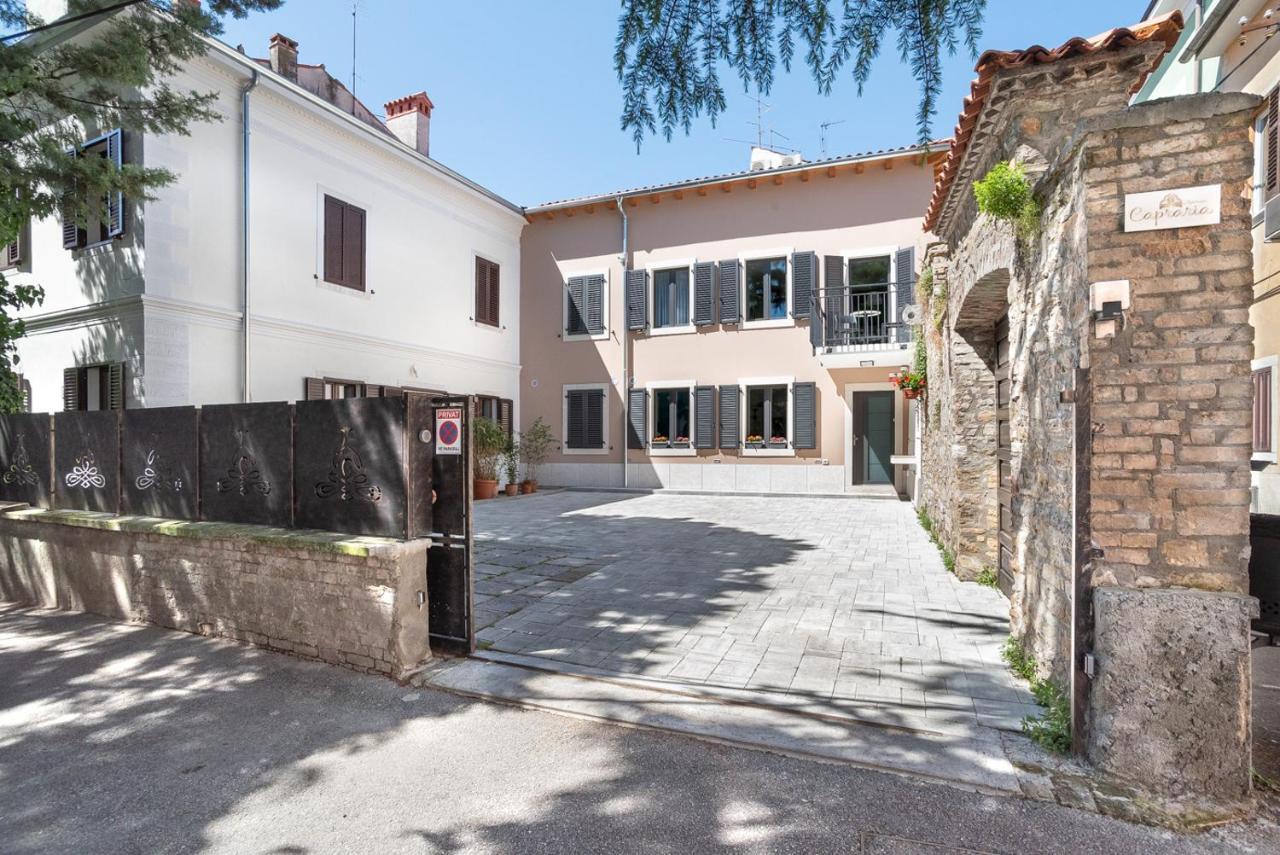 Capraria Appartments In Historic Center, With Private Parking Koper Exteriör bild